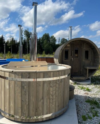 Vildmarksbad Med Pvc Inddækning 180 Færdigsamlet Med Indvendig Ovn - Sølund Huse Spahouse